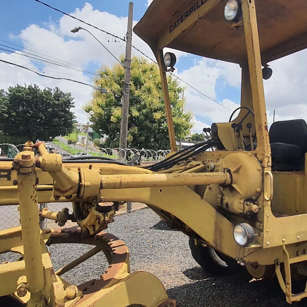 Motoniveladora Patrol Caterpillar 120 B - Foto 4