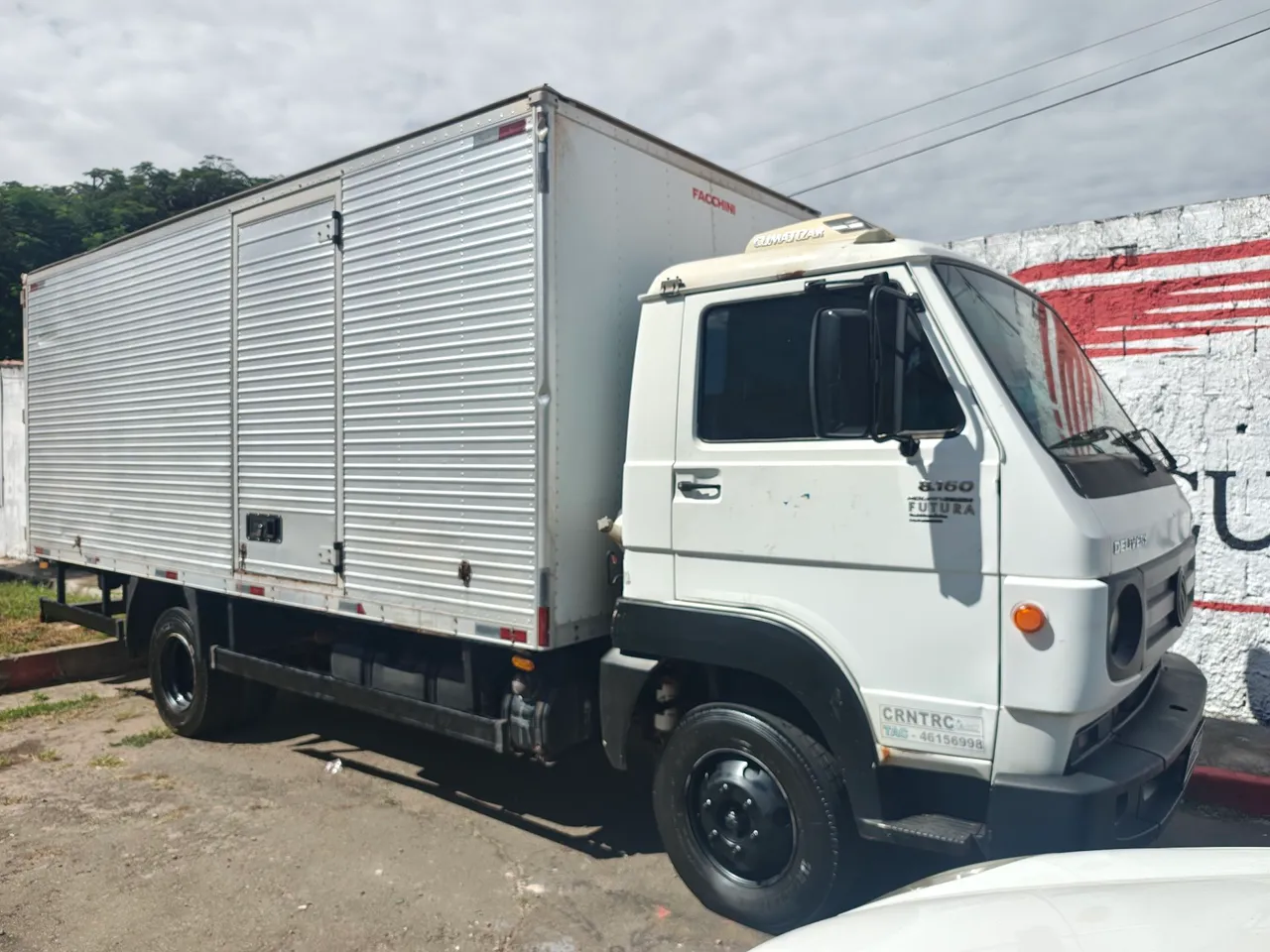 VW 8-160 baú chapa ferro
