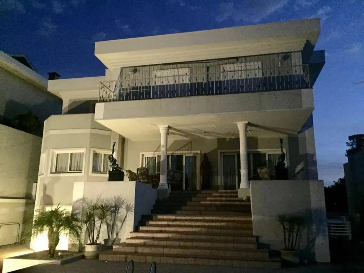 Casa de condomínio em Alameda Itatiaia - Alphaville - Santana de Parnaíba/SP