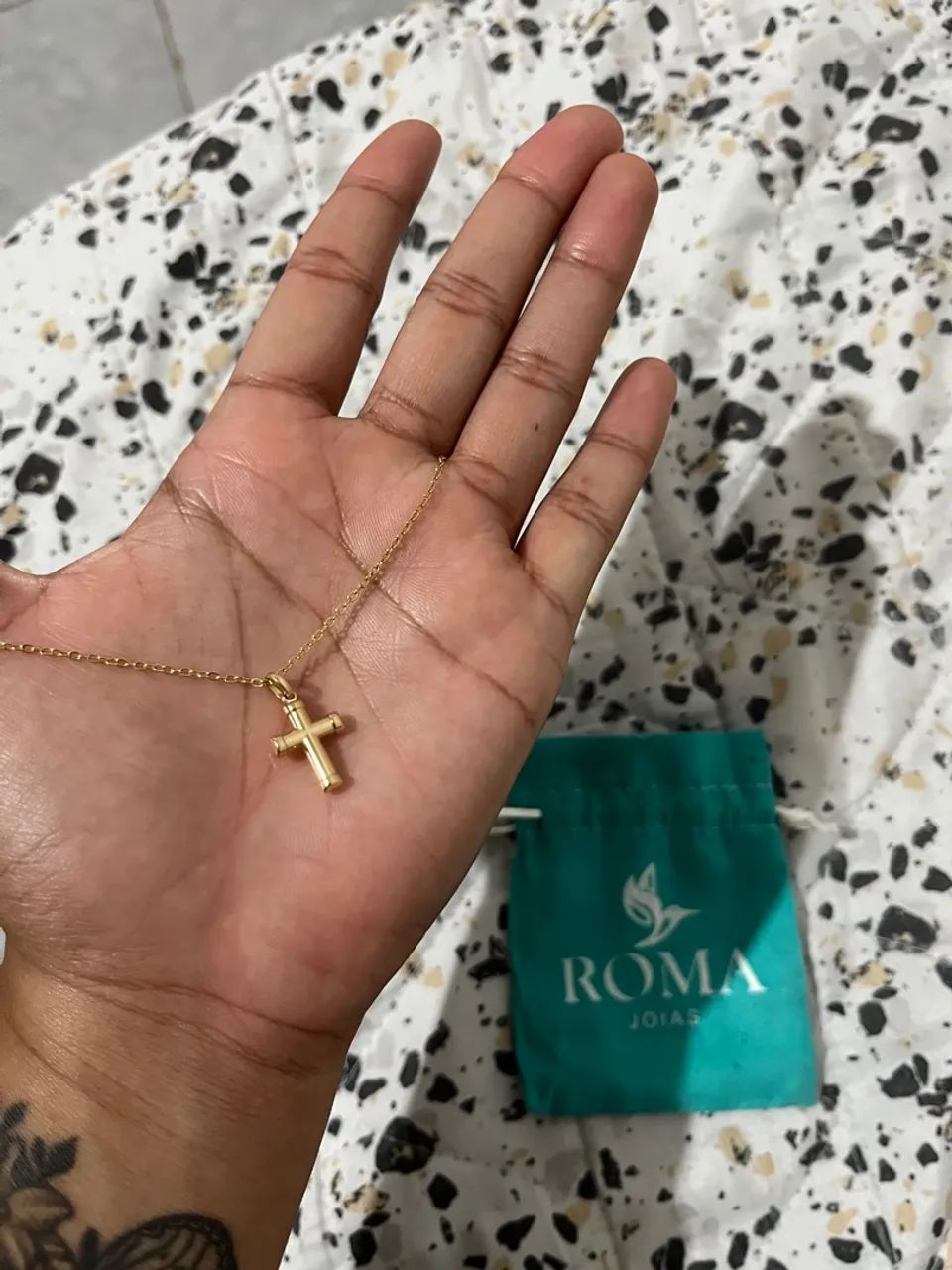Colar de Cruz em Ouro 18k - Roma Joias - Foto 2