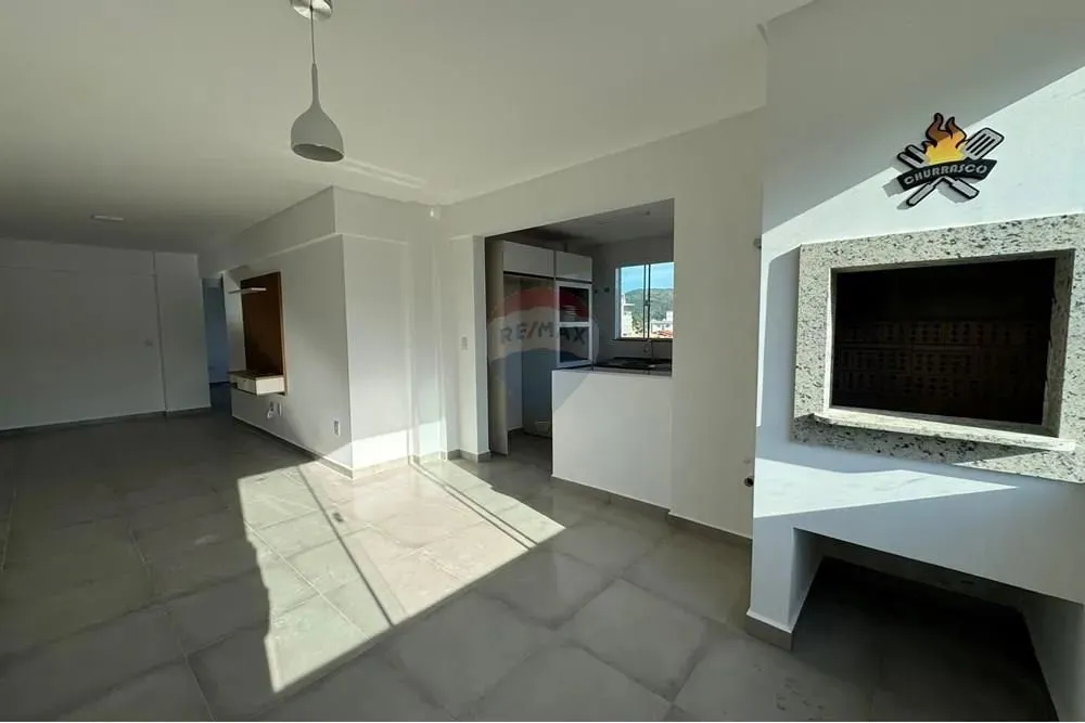 Oferta Imperdível em Bombas: Apartamento Novo 3 Dorms (1 Suíte), 83 m² Privativos, Semi-mo