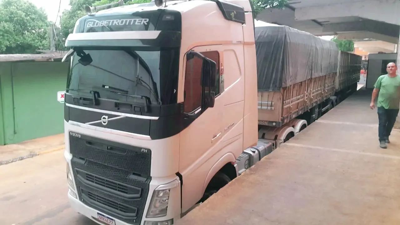 Volvo fh 540 e rodotrem 3x3 randon 2016 - Foto 2