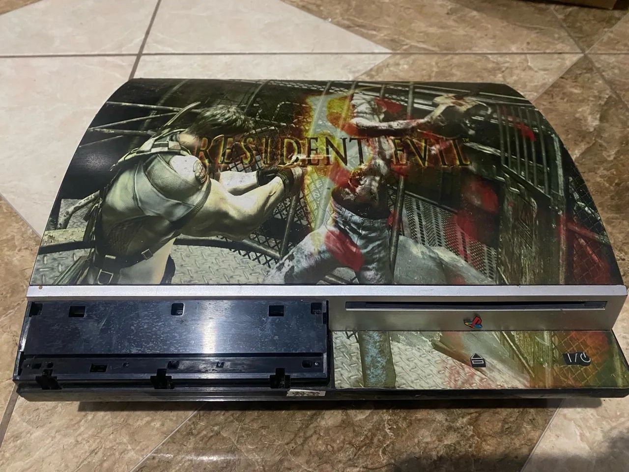 Ps3 FAT Skin do RESIDENTE EVIL 563824542845185122