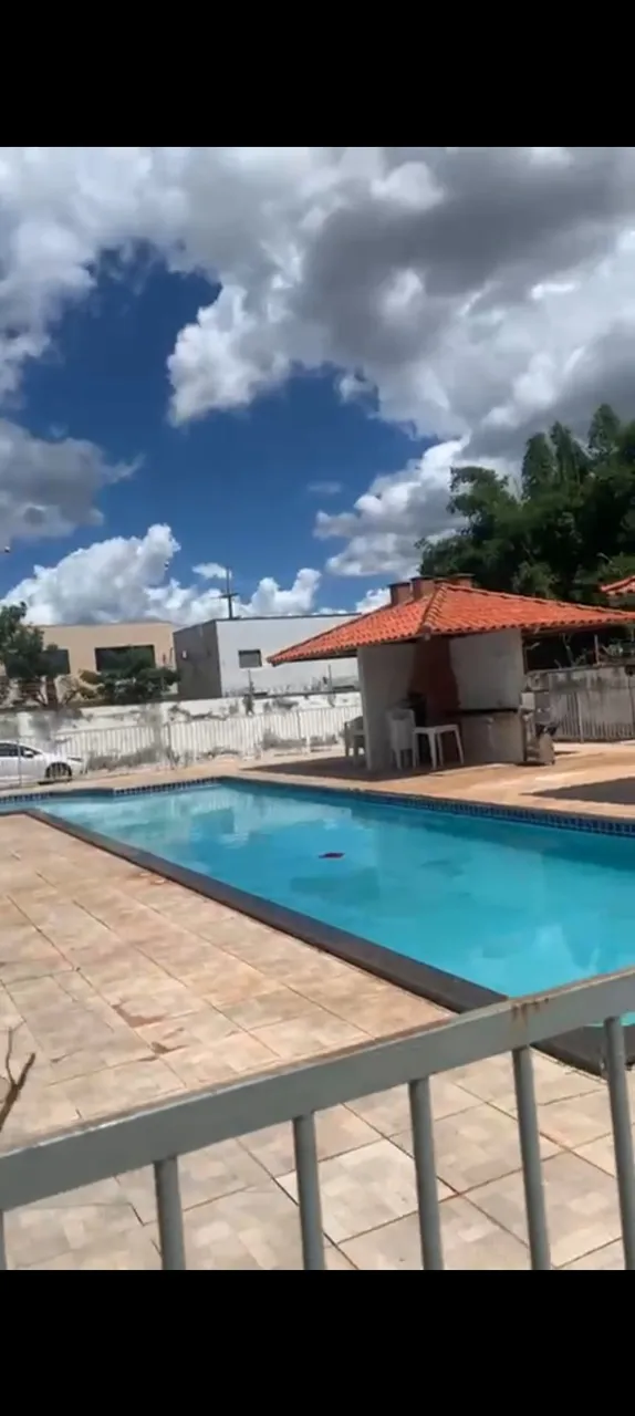 Alugo apto