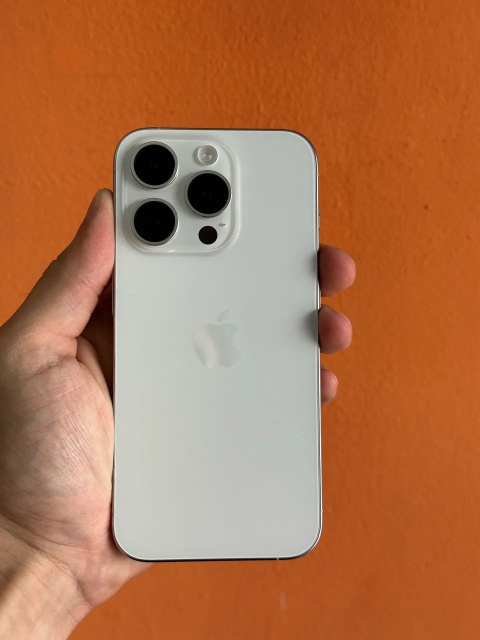 Apple iPhone15 Pro シルバー 本体 128G Apple iPhone 15 Pro 128GB 5G - Vitrine - tela Super Retina XDR