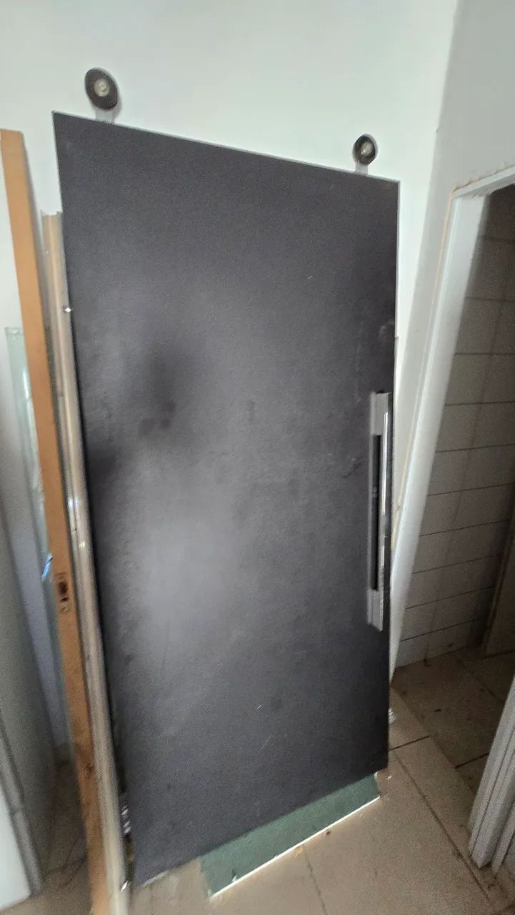 Porta de Correr 0.97 por 2.13 altura - Foto 2