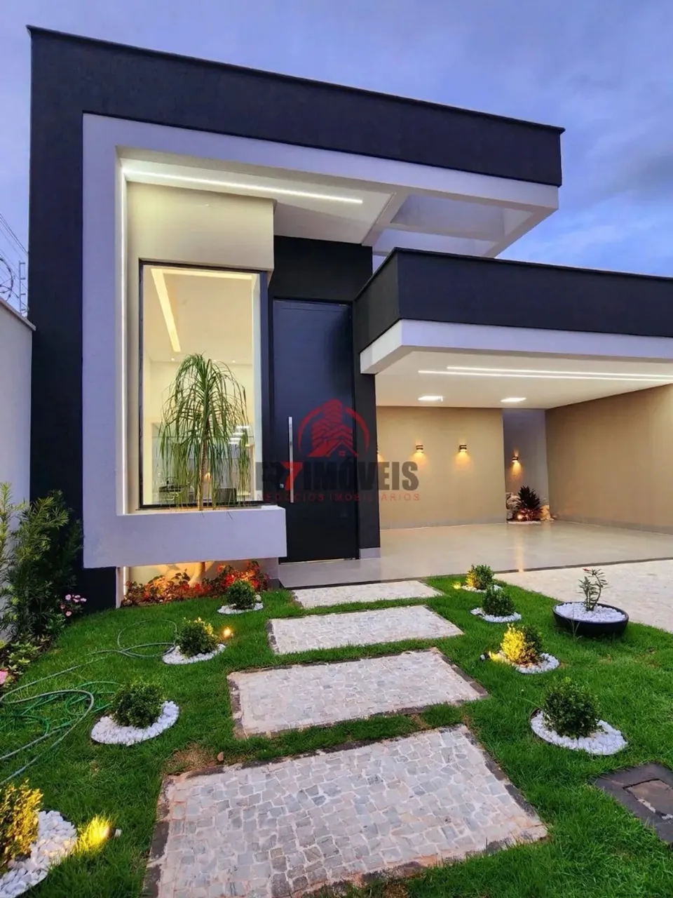 Casa alto padrão com piscina 3 suítes - Residencial Humaitá