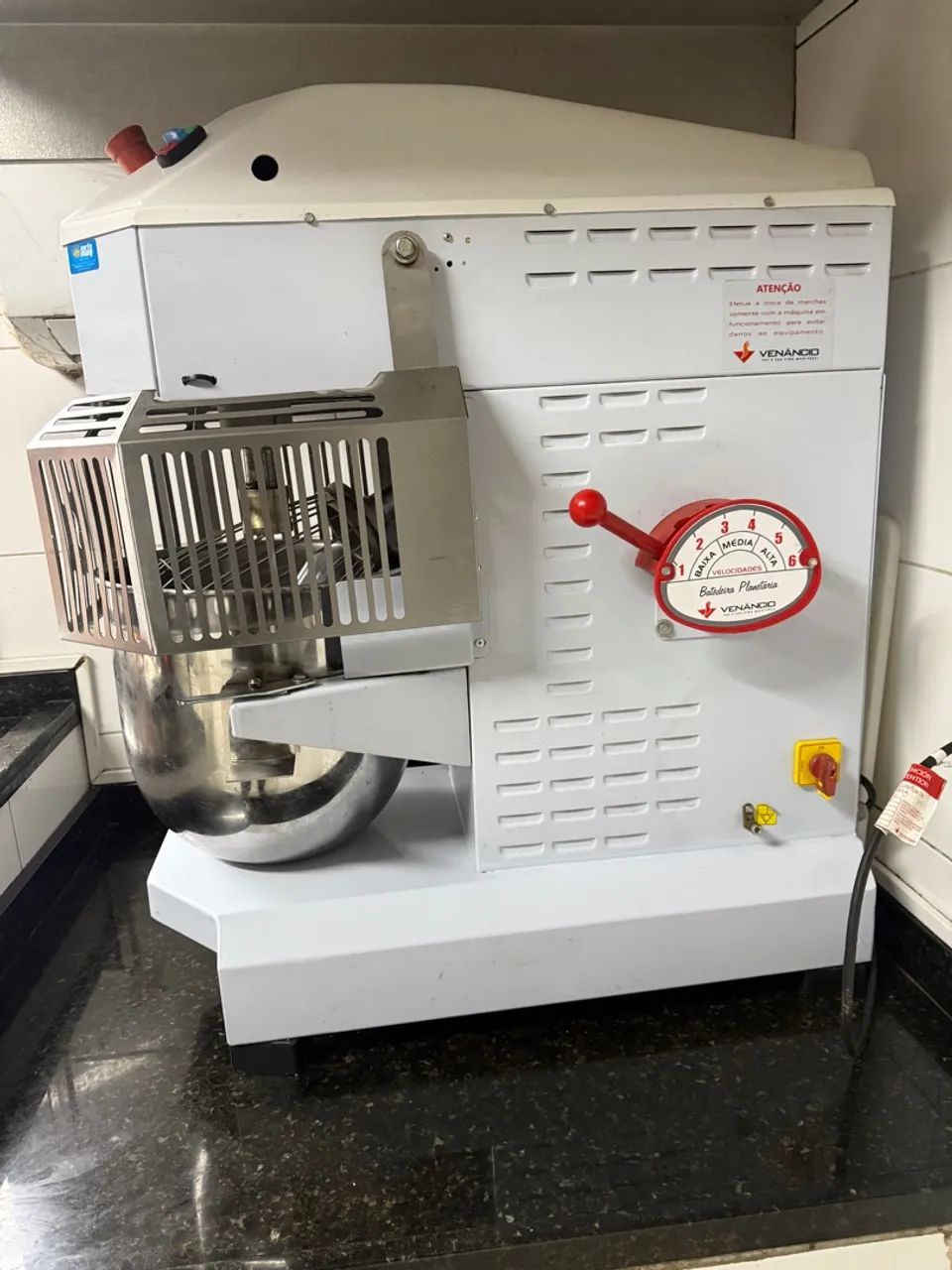 Batedeira Industrial Venâncio 18l - Foto 4
