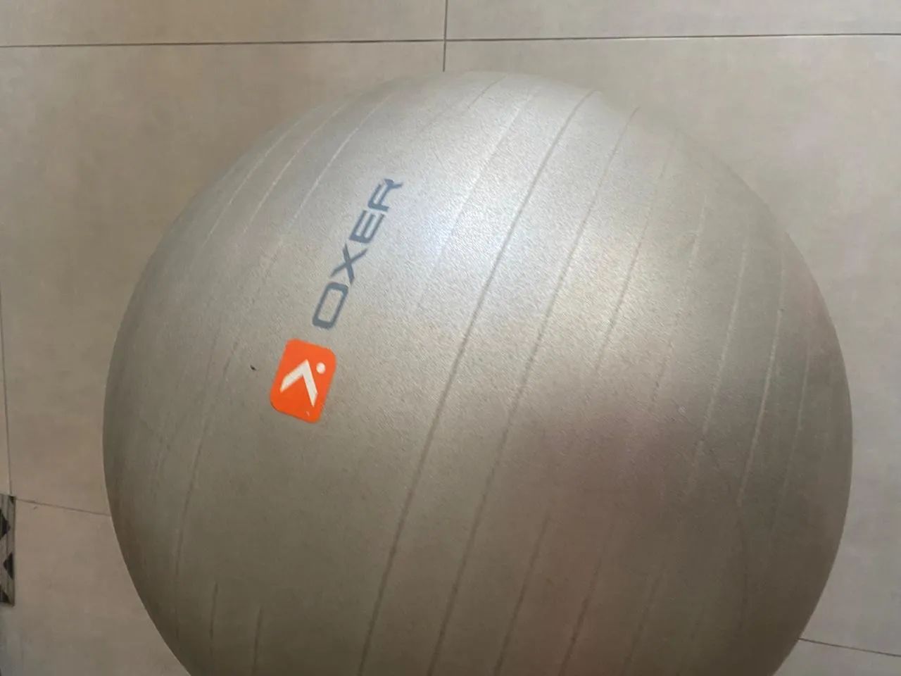 Bola de Pilates Cinza - Foto 2