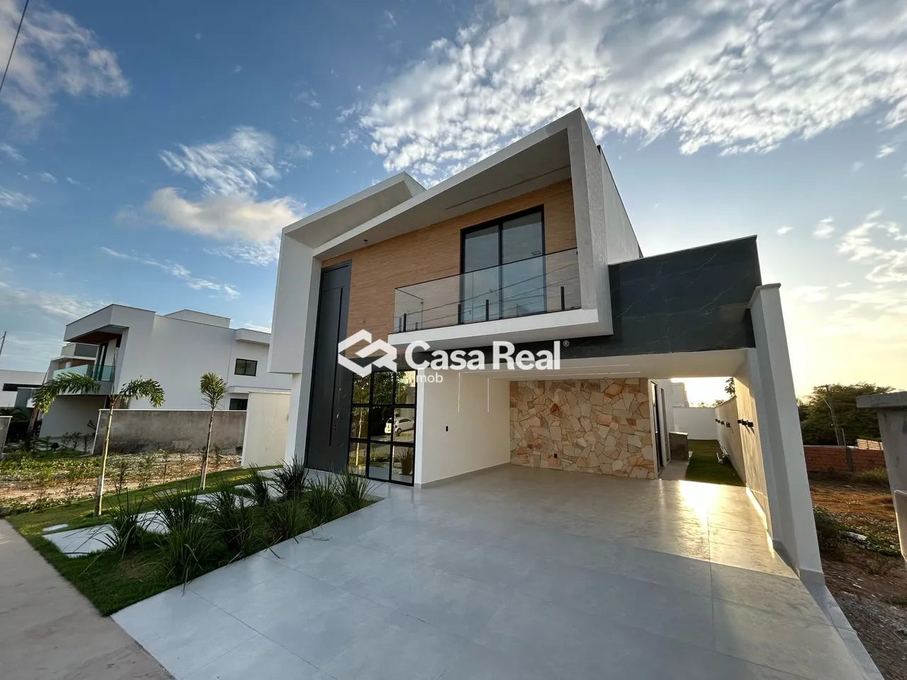Casa em Condomínio de Alto Padrão no Araçagy Conforto, Segurança e Vista para o Mar!