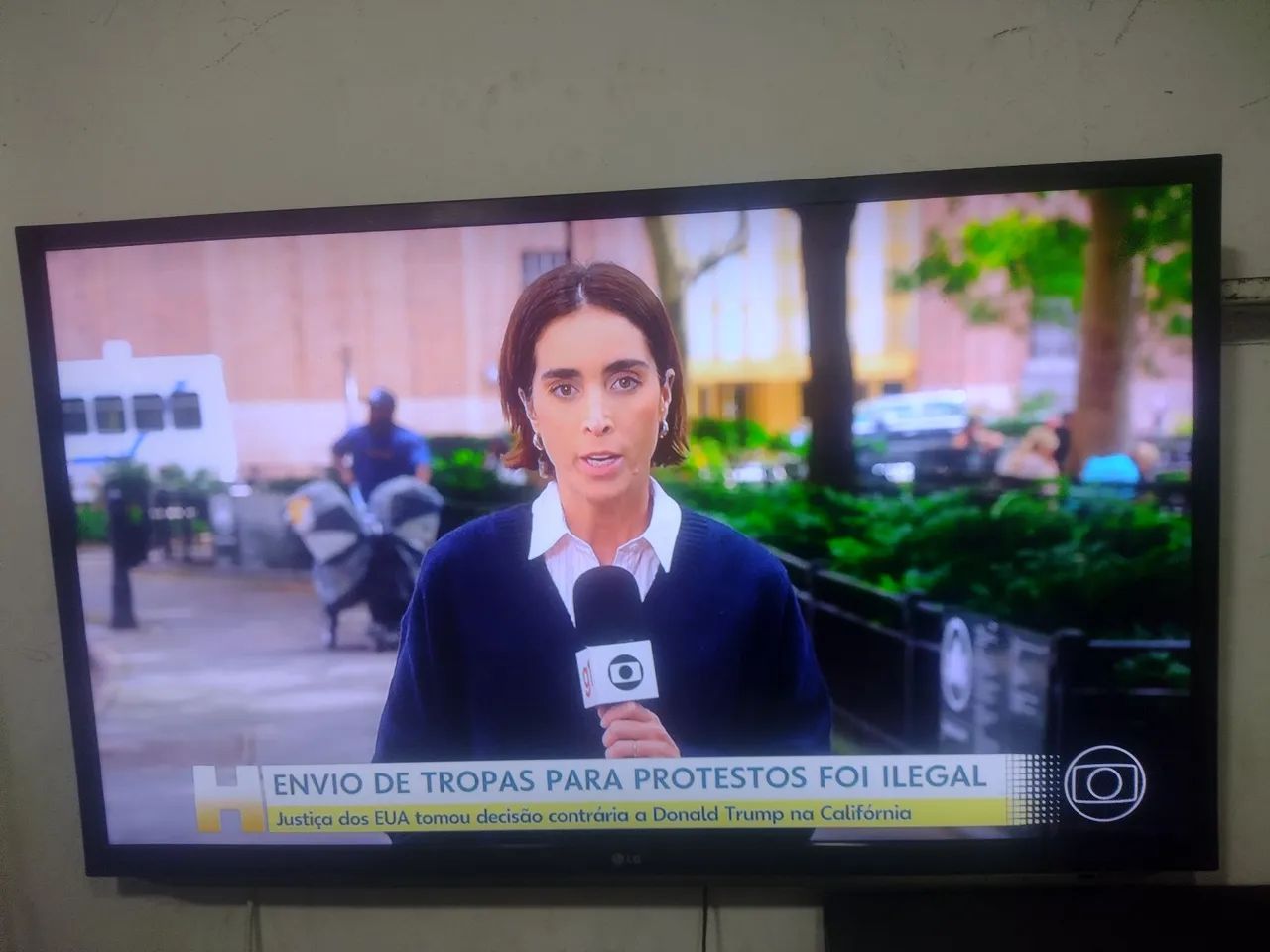 TV 50" POLEGADAS LG DIGITAL PLASMA NÃO É SMART  - Foto 3