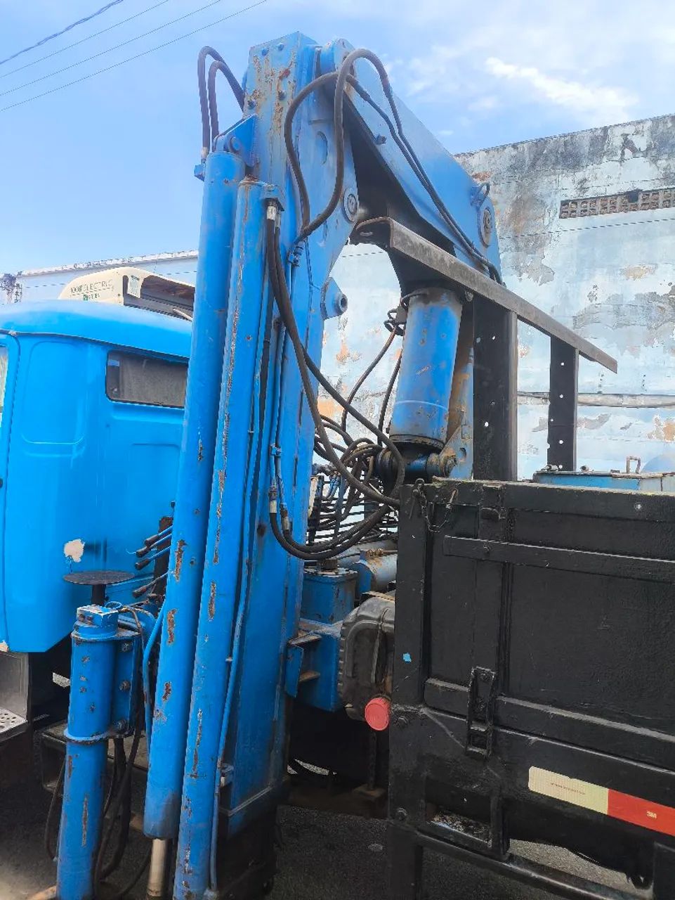 Caminhão munck - Foto 3