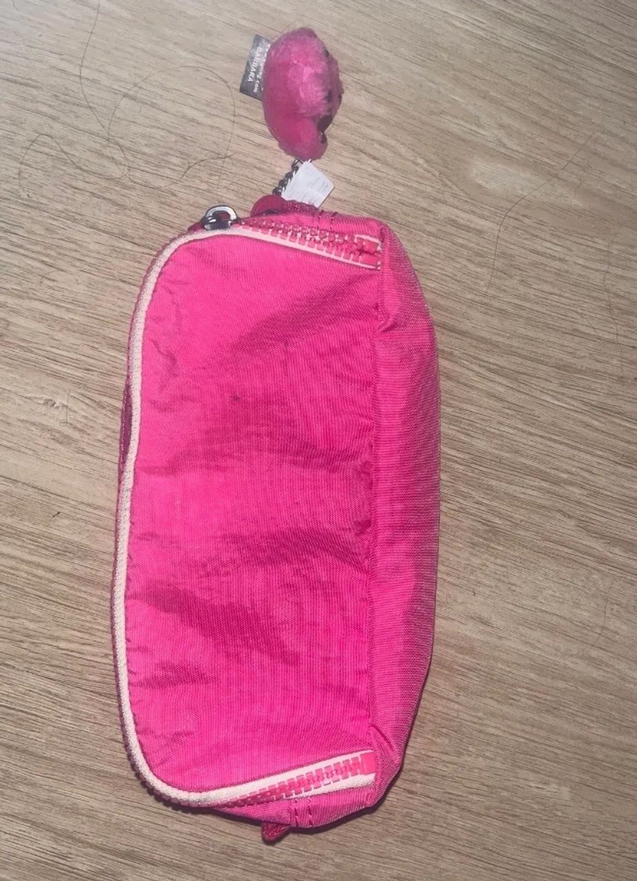 Estojo Kipling GITROY Rosa e Branco  - Foto 4
