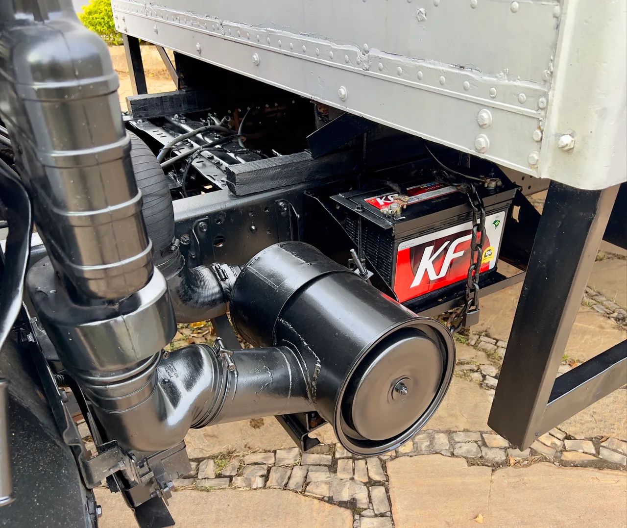 GMC 7110 - Caminhão báu 3/4 - 7 Ton com motor cummins do ford 815 150cv - Foto 11