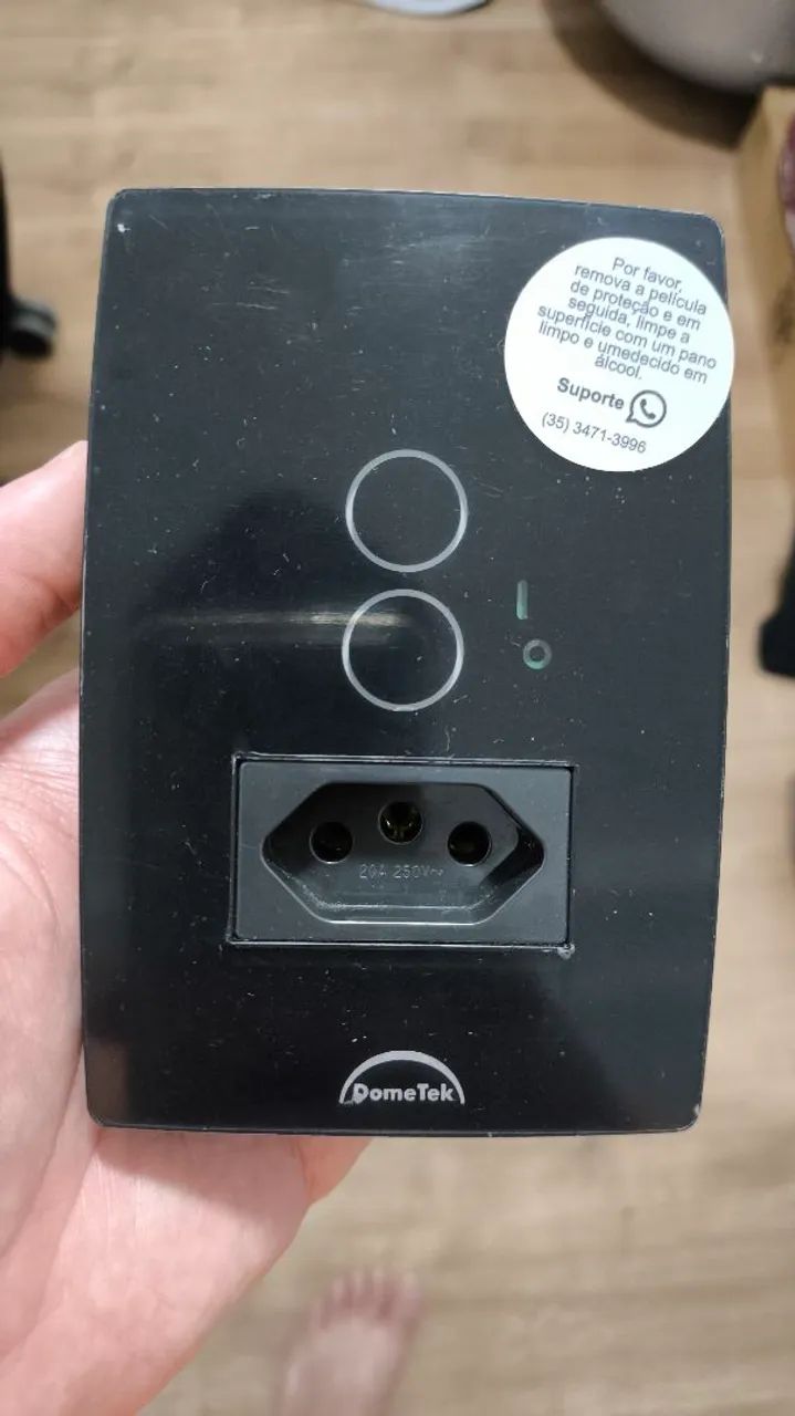 Interruptor Wifi Inteligente DomeTek 2 botões+ tomada