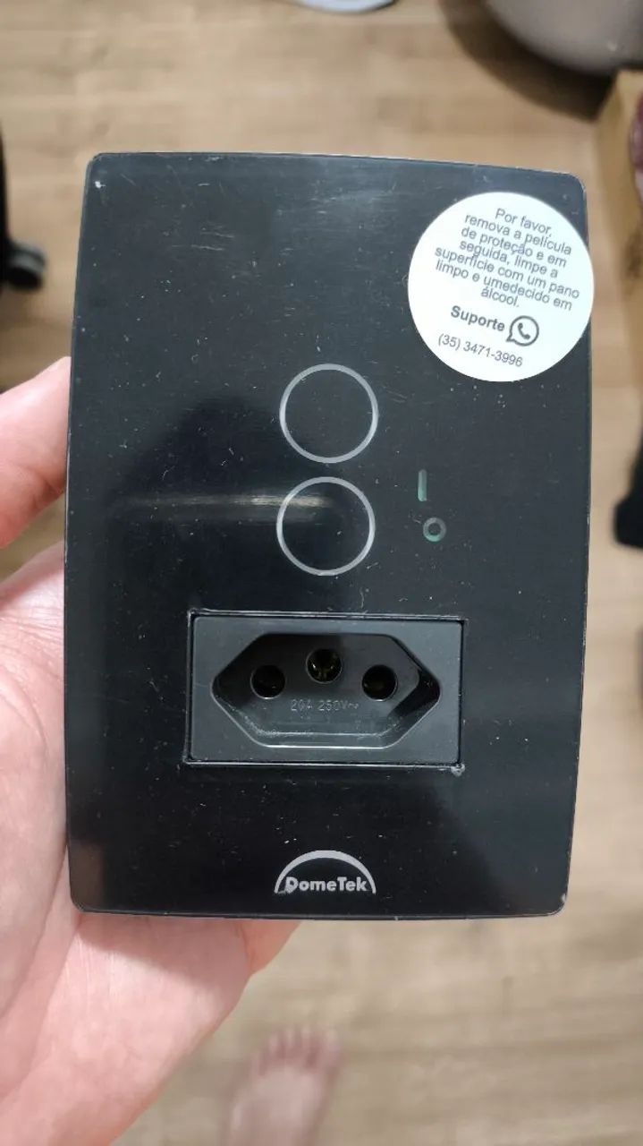Interruptor Wifi Inteligente DomeTek 2 botões+ tomada