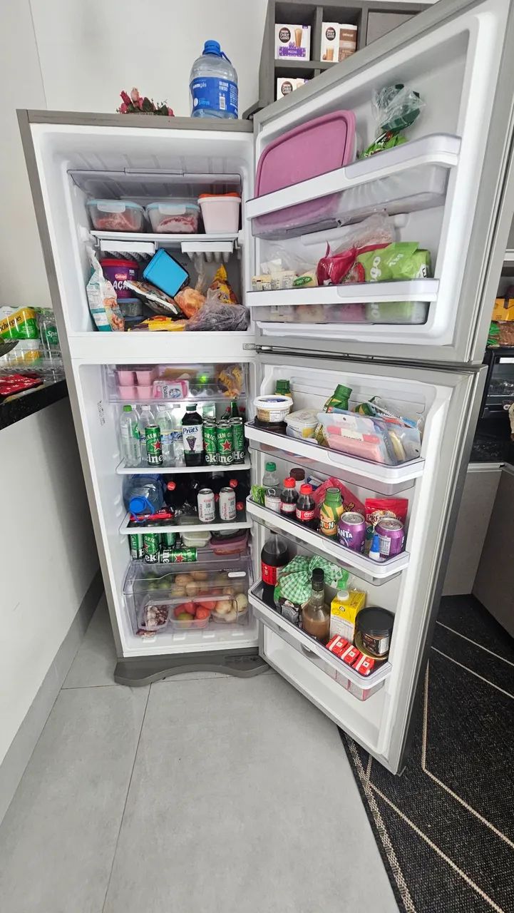 Geladeira Electrolux Frost Free Duplex - menos de 2 anos de uso - Foto 2