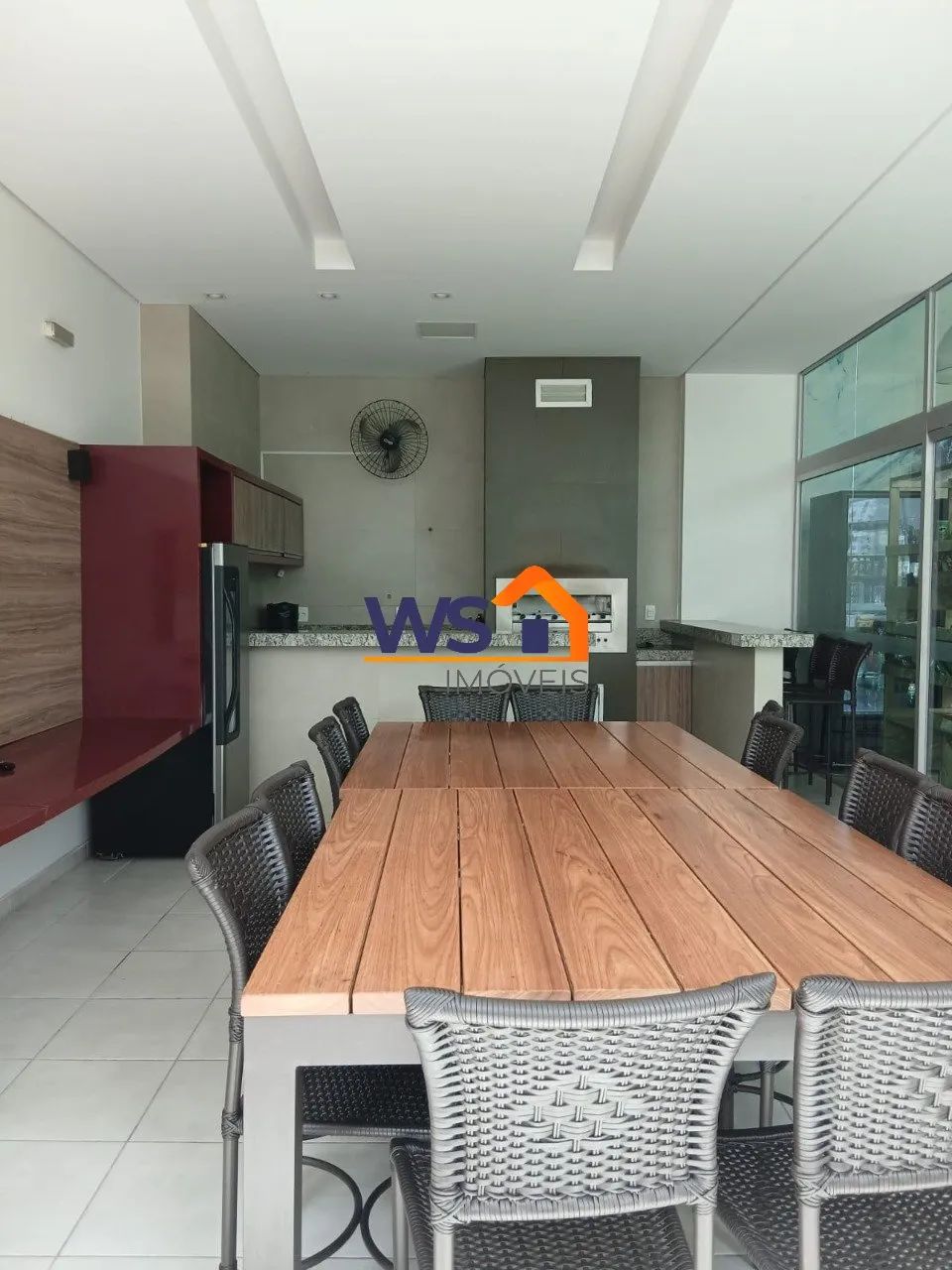 APTO COM VARANDA- 1 QUARTO SEMI MOBILIADO - BAIRRO CENTRO