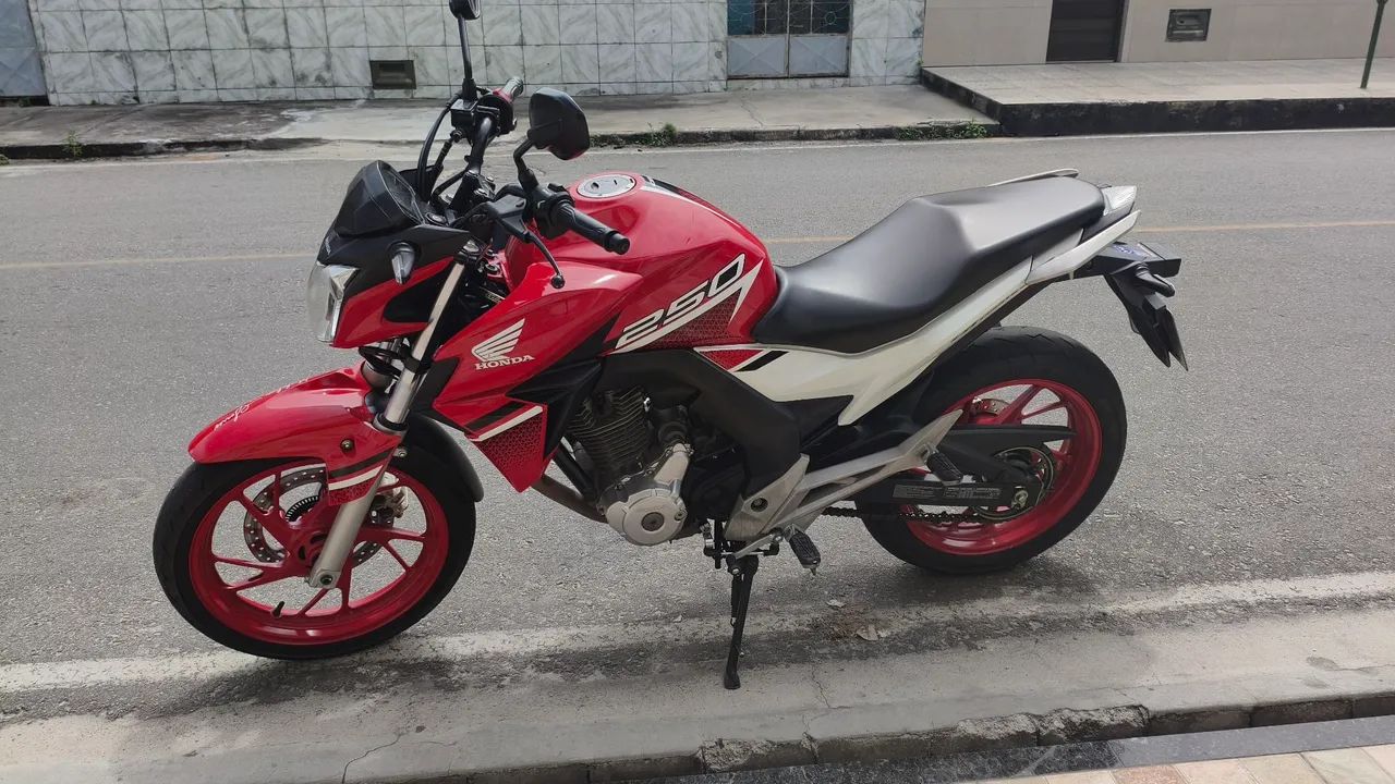 Moto de mulher única dona  - Foto 5