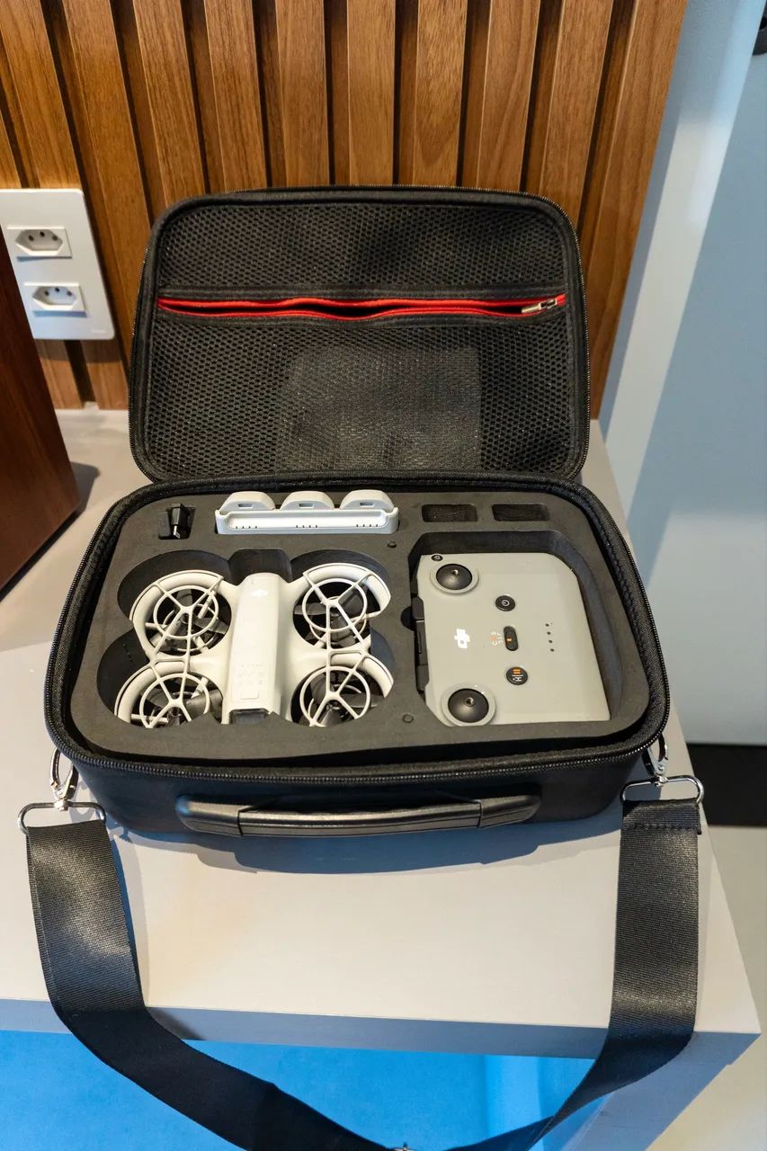 Drone DJI Neo + Kit controle + Case - Foto 2
