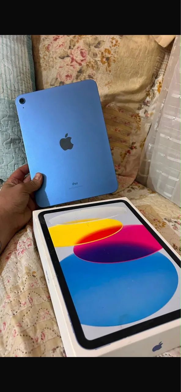 Vendo ipad 10 azul edição limitada, pouco tempo de 