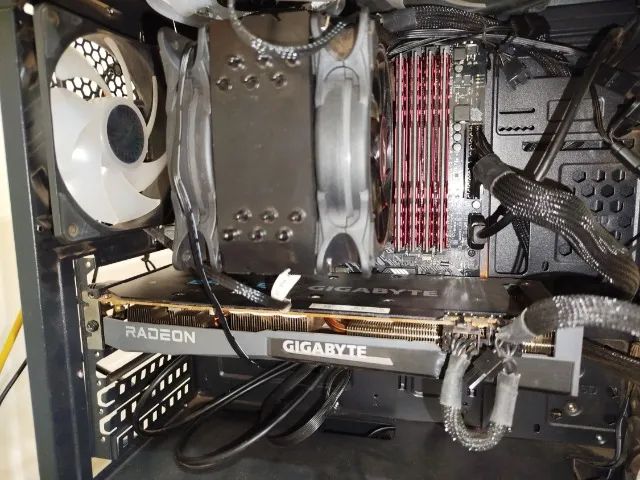 Placa de vídeo Rx 6700 xt  - Foto 2