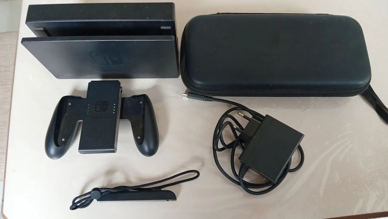 Nintendo Switch - デマシカ Nintendo Switch V2 Destravado Bateria Longa + Cartão 256GB + Case
