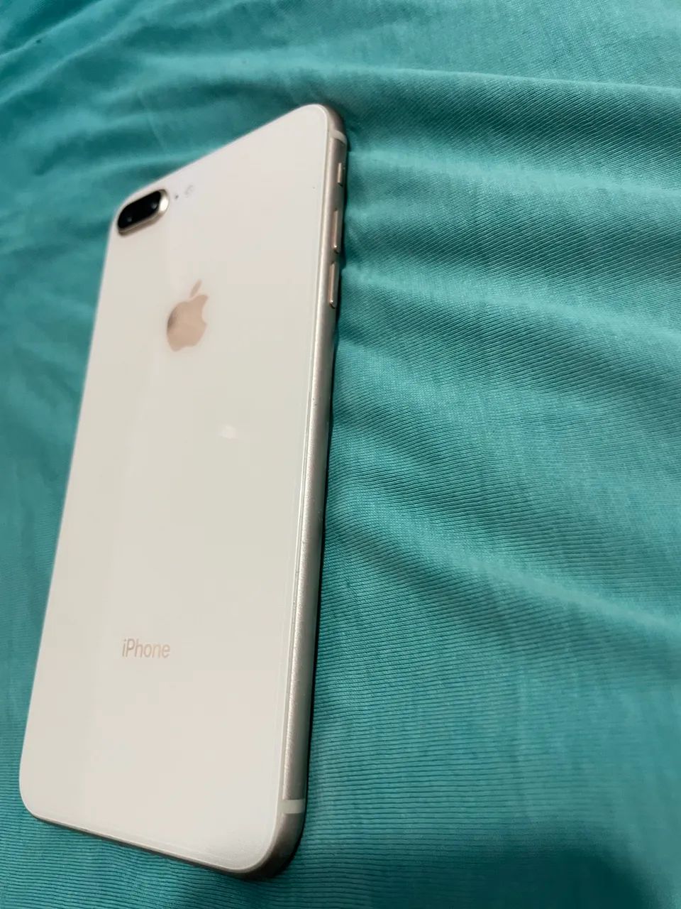 iPhone 8plus 64 gb