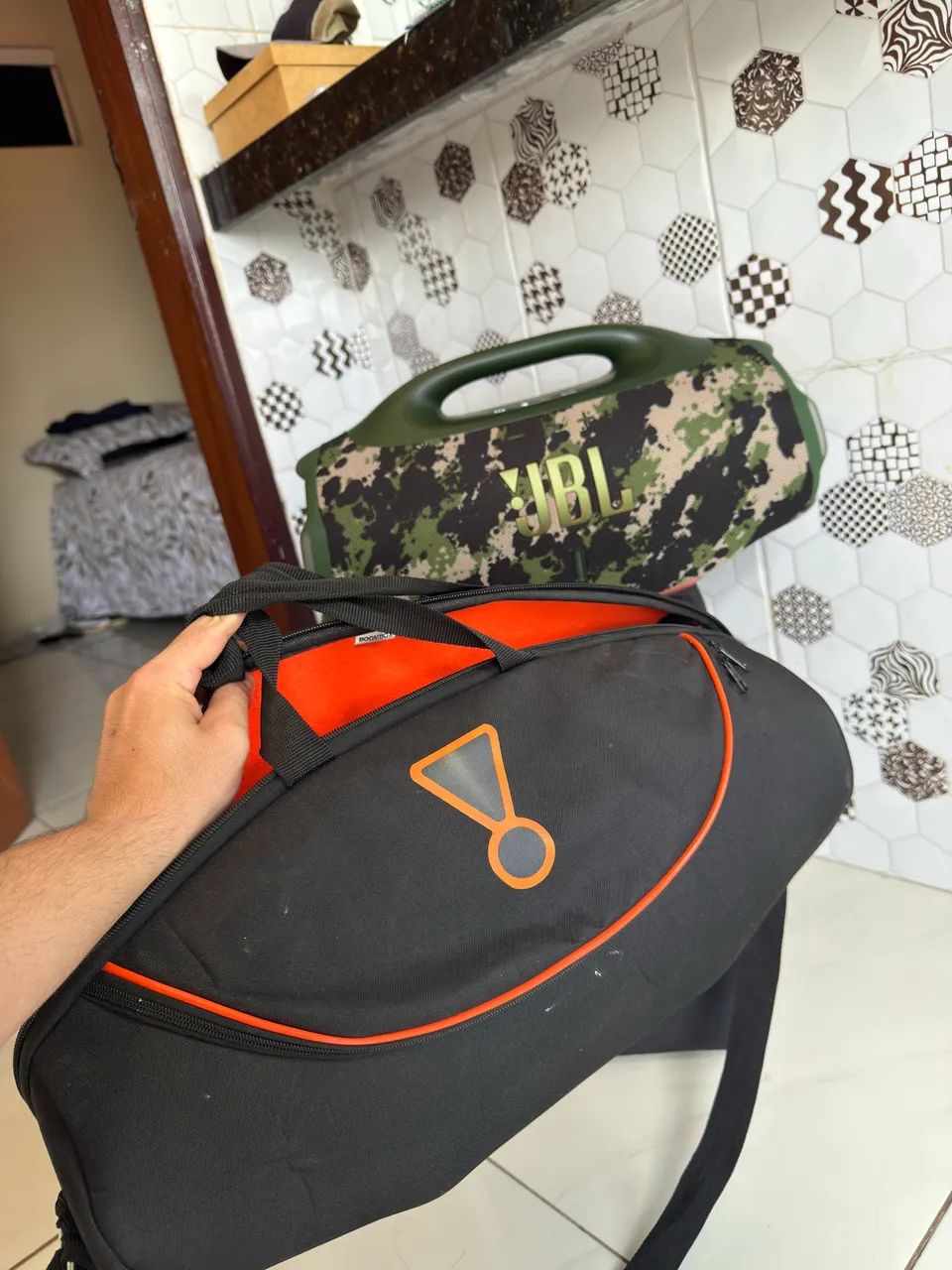 Jbl boombox 4, seminova 