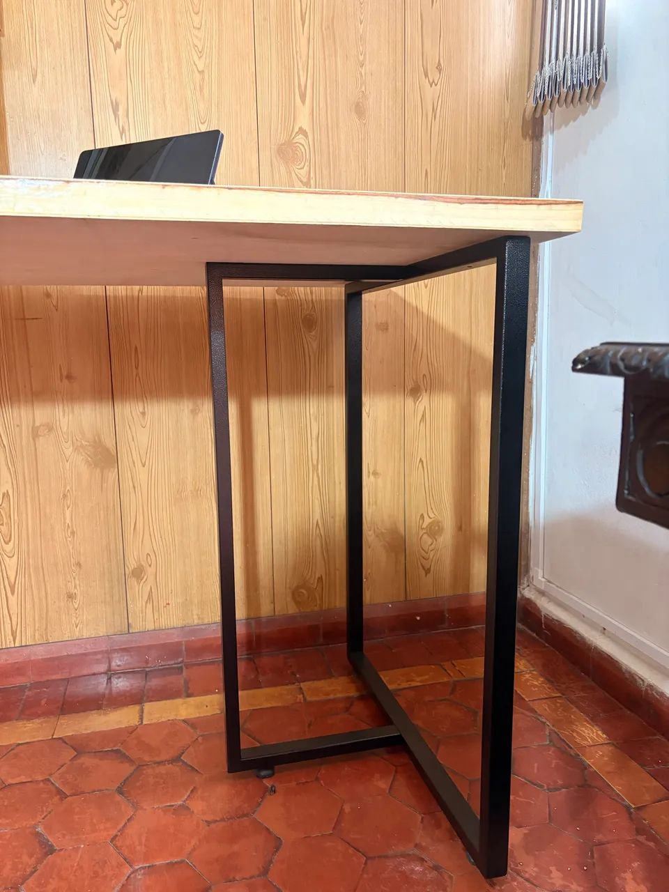 Vendo Mesa industrial  - Foto 2