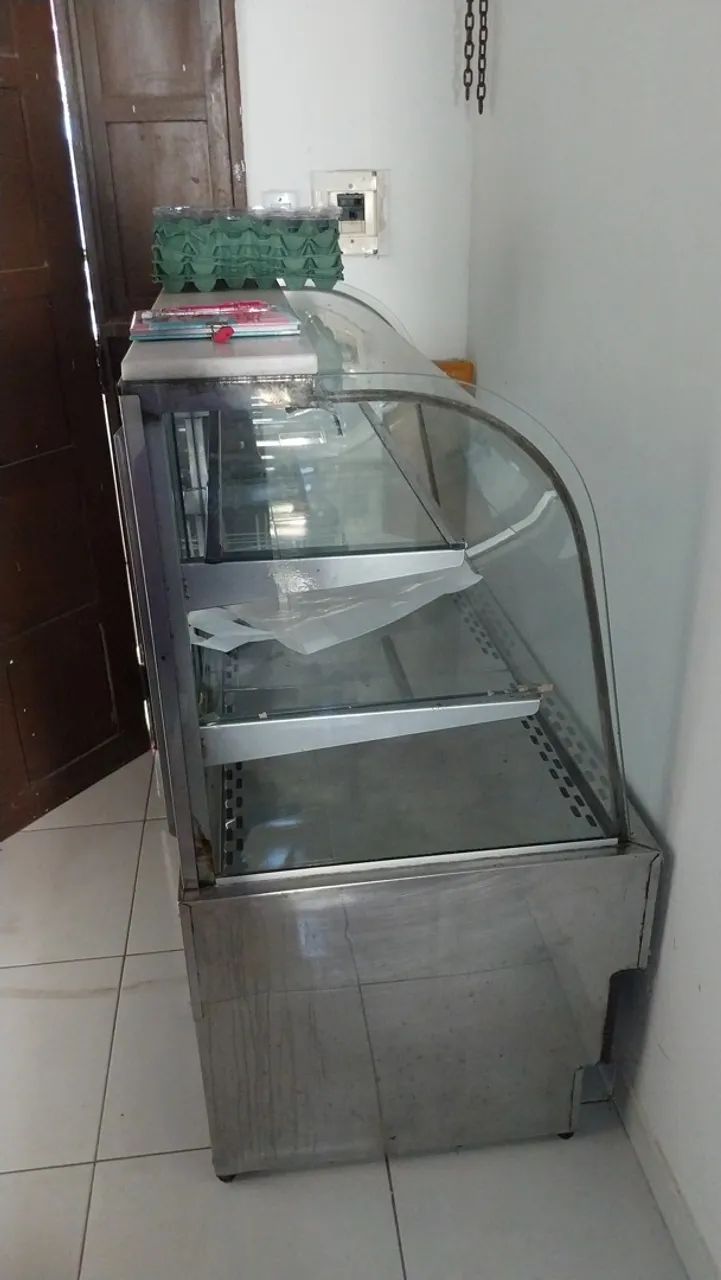 Expositor de bebidas e doces Frezzer  - Foto 4
