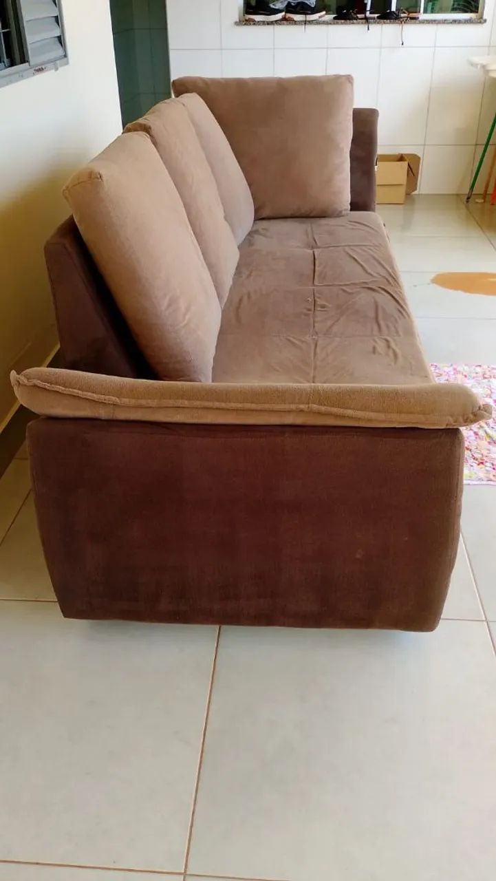 Sofá Estofado Divã - 3 lugares Entrego - Foto 3