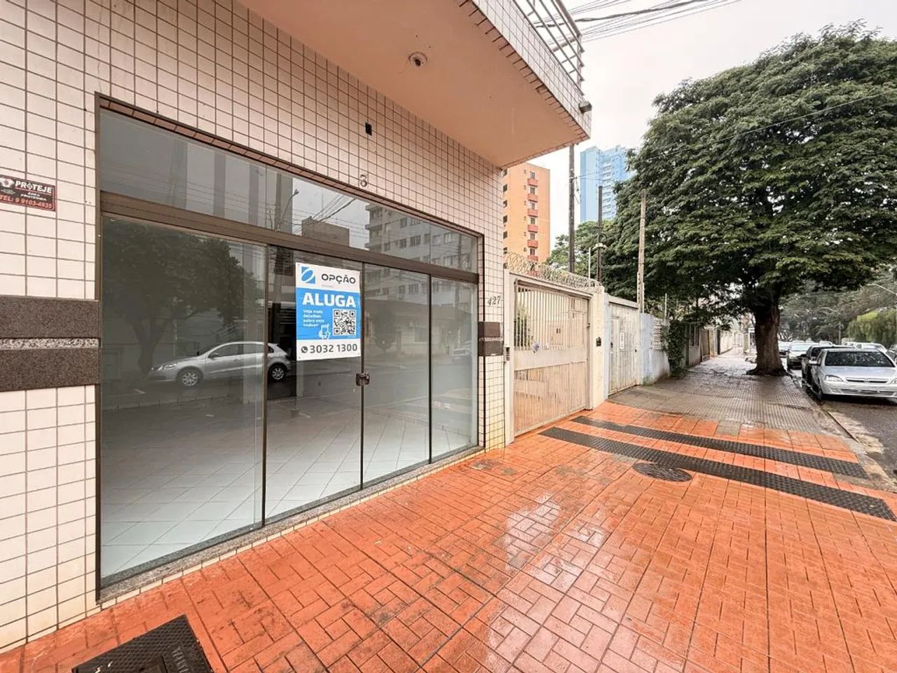 Sala para alugar em Maringá, Zona 07, com 28 m² - Foto 2