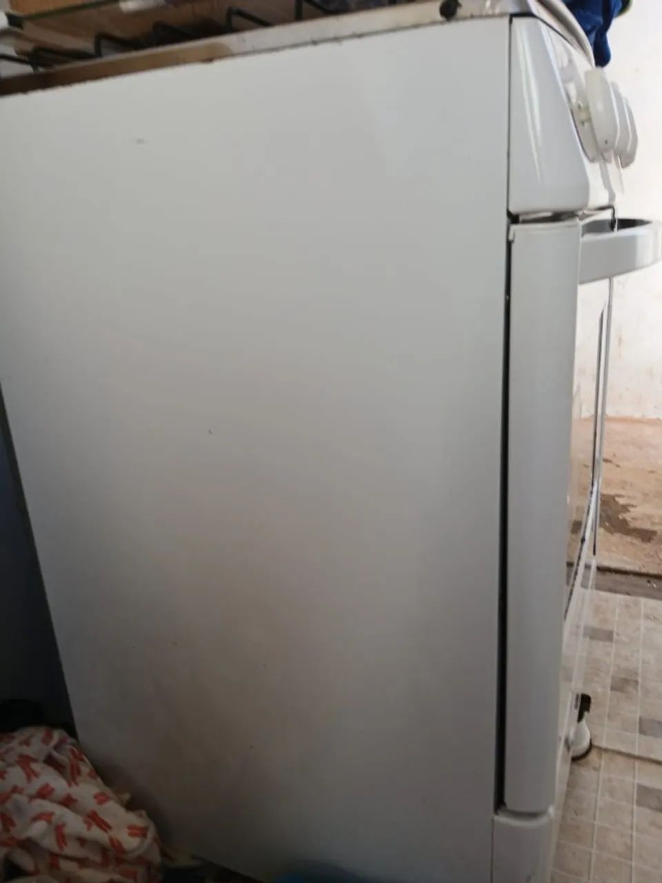 Fogão Continental branco 4 bocas muito bem conservado - Foto 3