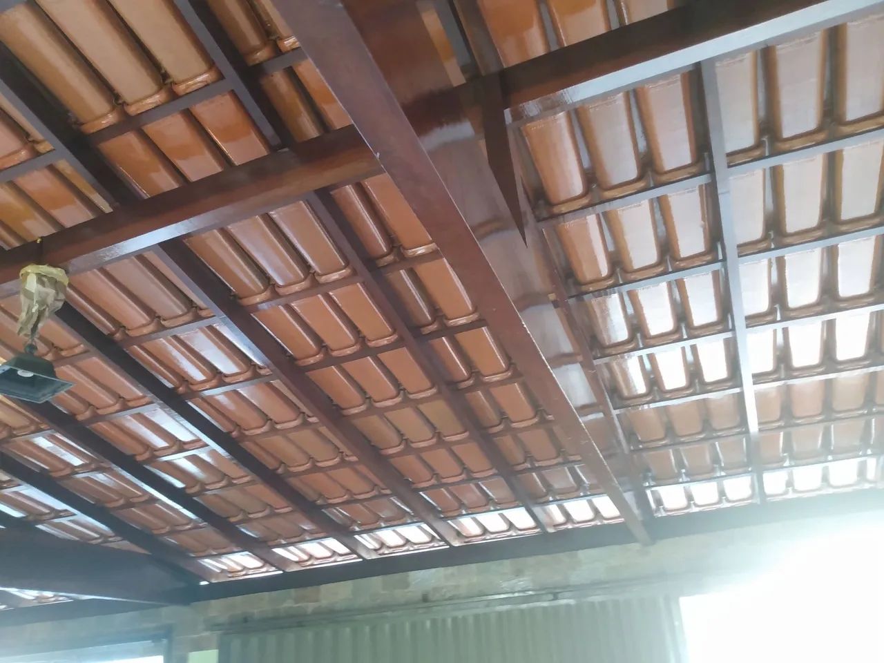 Limpeza e pintura telhado colonial