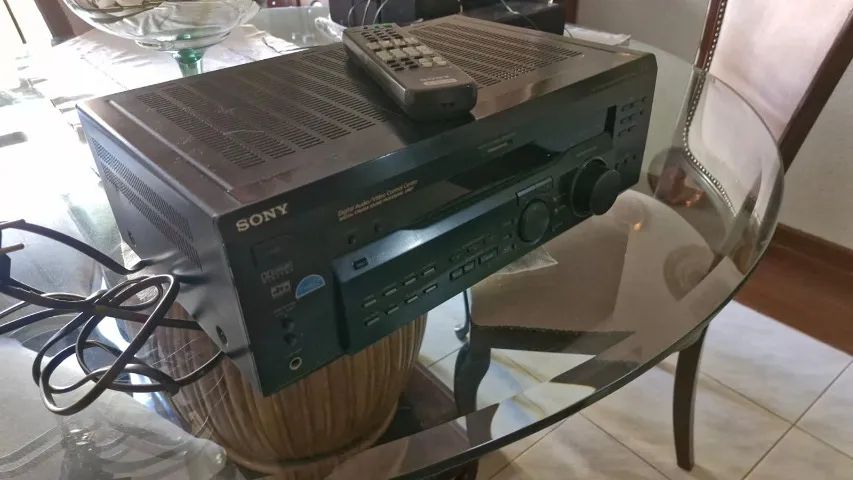 Receiver e amplificador Sony DE545 