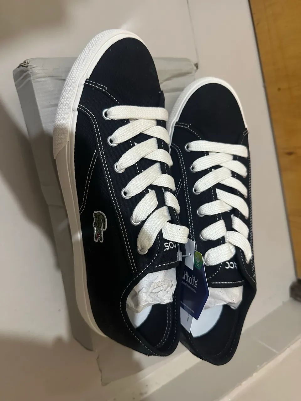 TÊNIS LACOSTE ORIGINAL CASUAL NUNCA USADO 41/42 - Foto 2