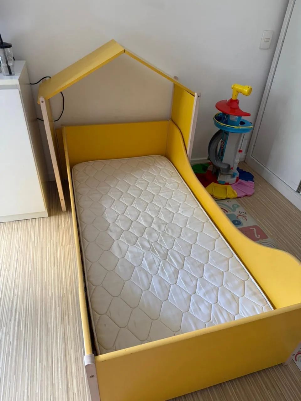 Cama infantil tokstok + colchão  - Foto 2