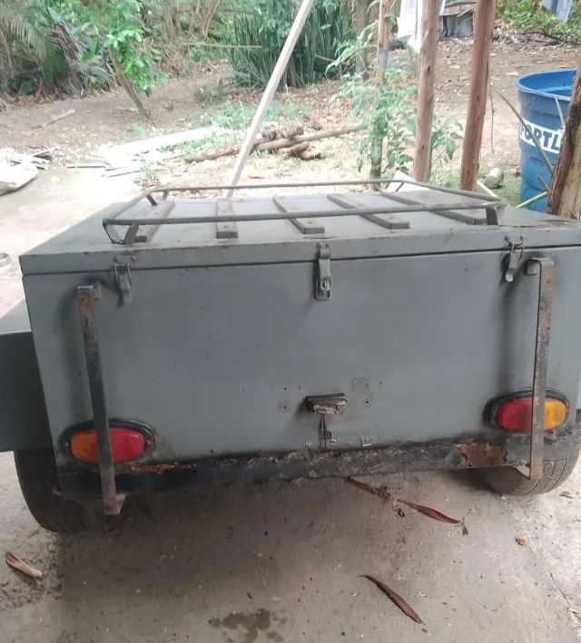 Carretinha Báu Fechada Documentada Emplacada Reboque - Foto 2