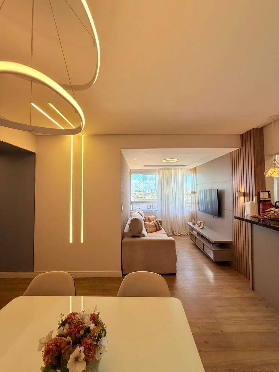 Prestige Residence 3/4 LESTE TODO REFORMADO [19459] - Foto 3