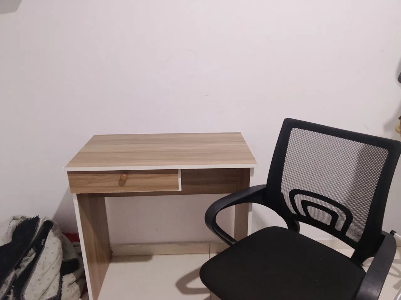 Mesa estilo escrivaninha  - Foto 3