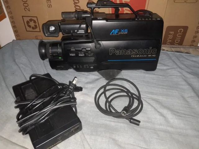 Camera Filmadora Panasonic Antiga OmniMovie X6 ccd Vhs Preto