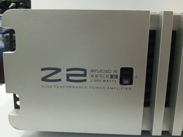 POTENCIA STUDIO R Z2 POUCO USO  - Foto 3