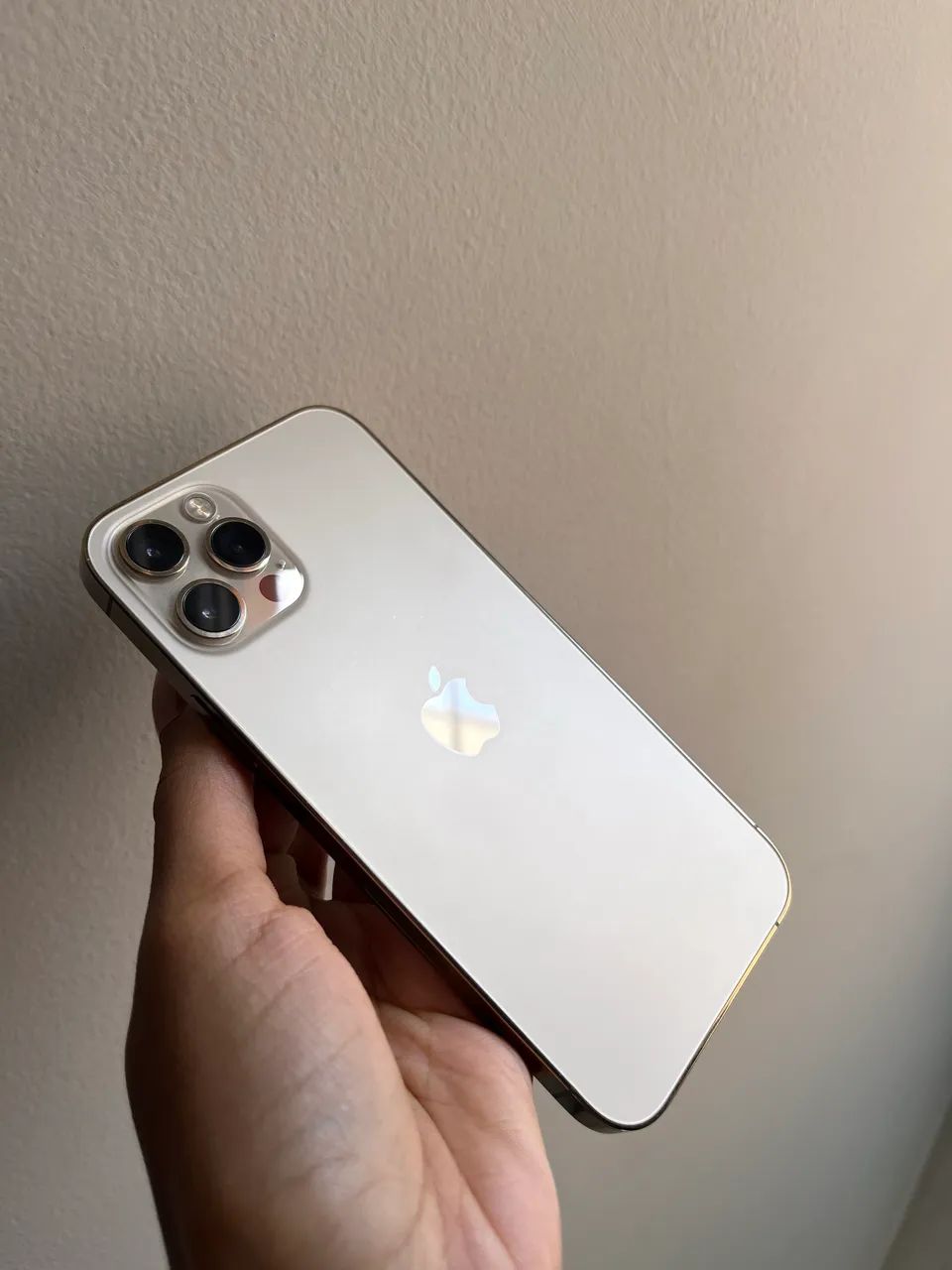 iPhone 12 PRO Dourado