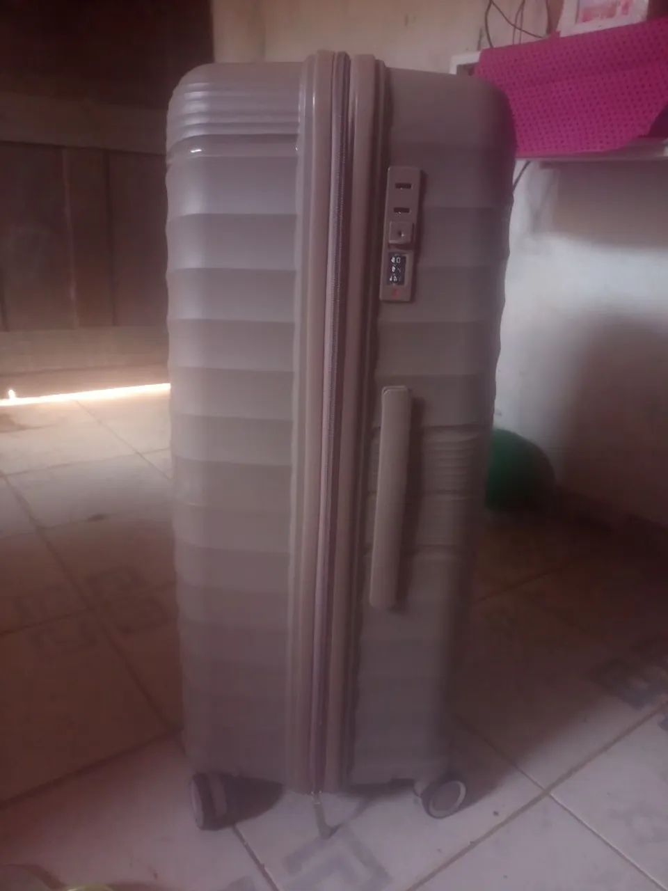 Vendo mala Grande de viagem  - Foto 2