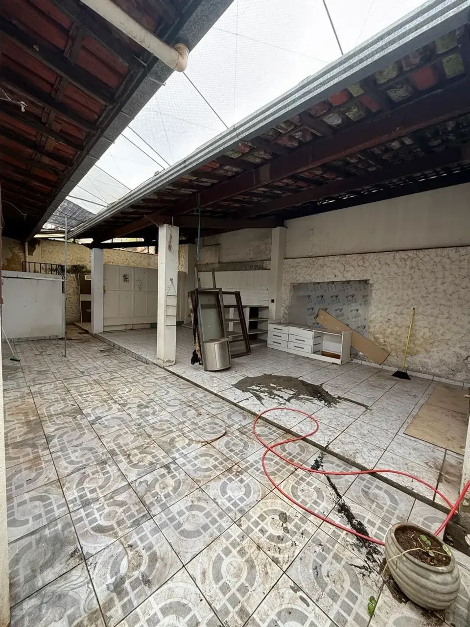 Casa comercial com amplo salão para restaurante, cafeteria, bar e casa de show! - Foto 3