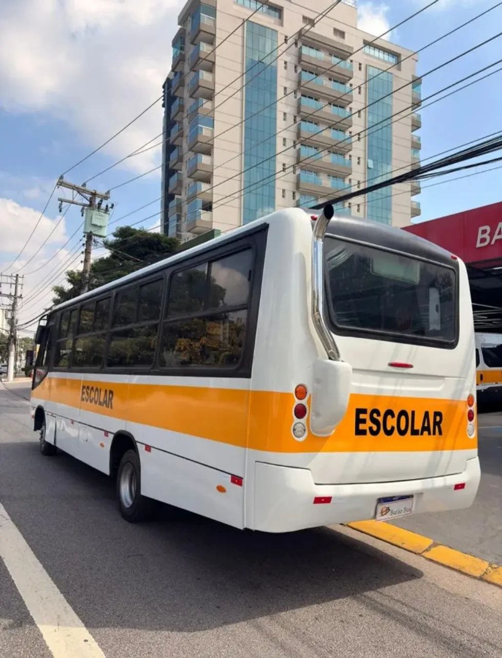 Microônibus novíssimo.  Motor MWM MAXXFORCE  - Foto 2