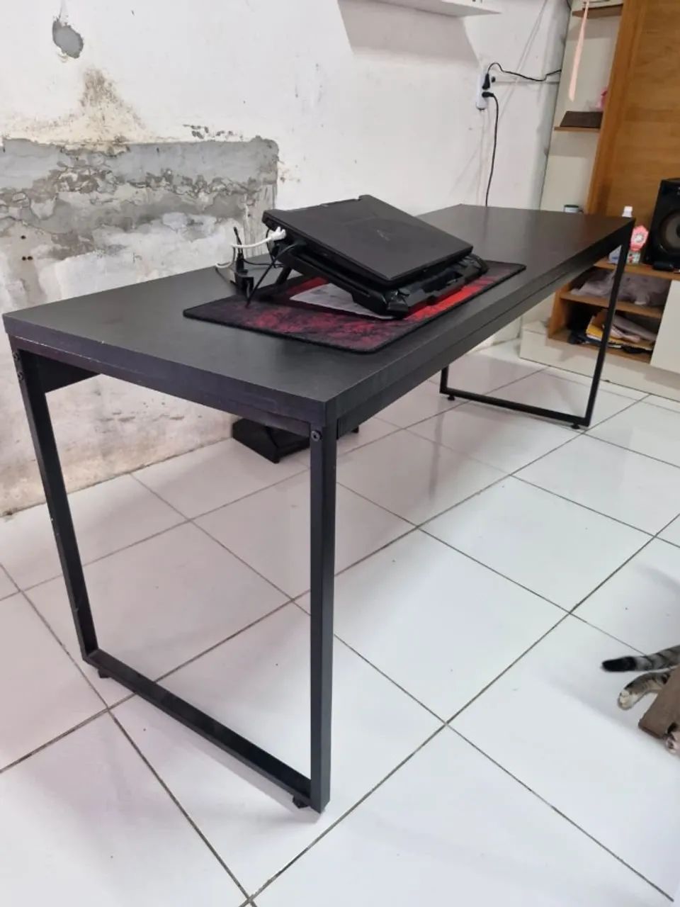 Mesa Escrivaninha 180 Cm Estrutura em Aço Tampo MDF Parcela 12x