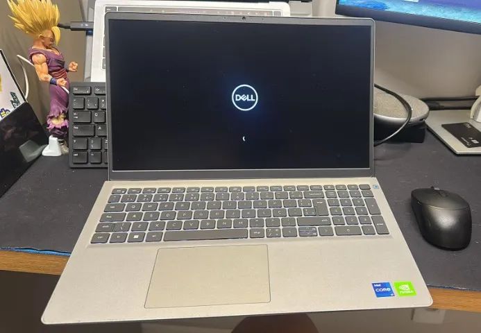 Notebook Dell Vostro 3520 i7 12th