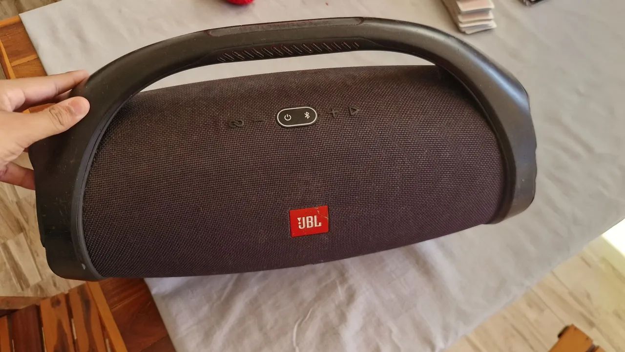 JBL boombox 2